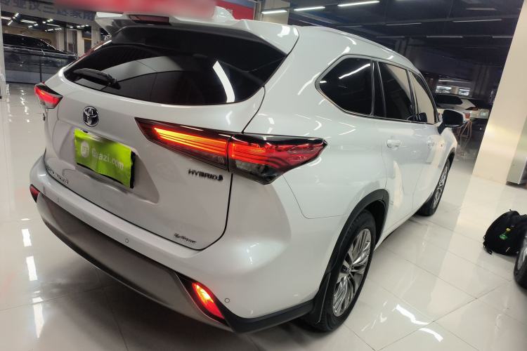 Used Toyota Highlander 2022 Dual-Engine 2.5L Four-Wheel Drive Prestige Version 7 Seats