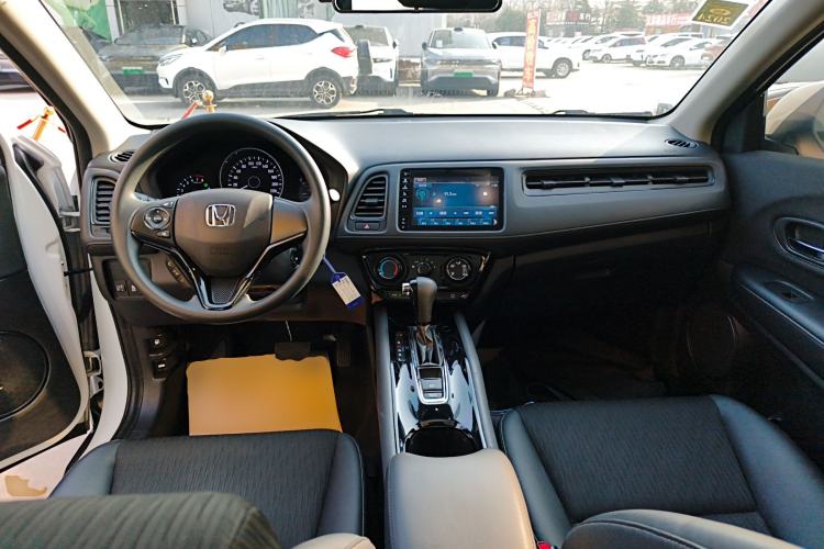 Used Honda Vezel 2020 1.5L CVT Pioneer Edition
