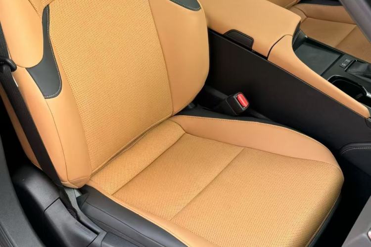 Used Lexus ES 2022 200 Excellence Edition
