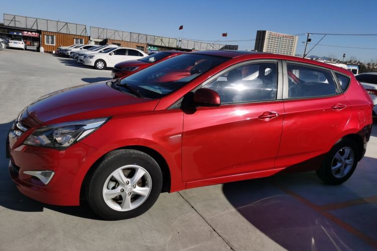 Used Hyundai Verna Ray 2014 1.4L Automatic GLX