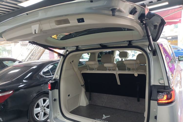 Used VOYAH Dream 2022 Low-Carbon Edition Dream+ Smart Enjoyment Package
