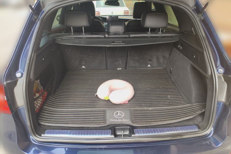 Used Mercedes-Benz GLC 2017 GLC 260 4MATIC Luxury Model
