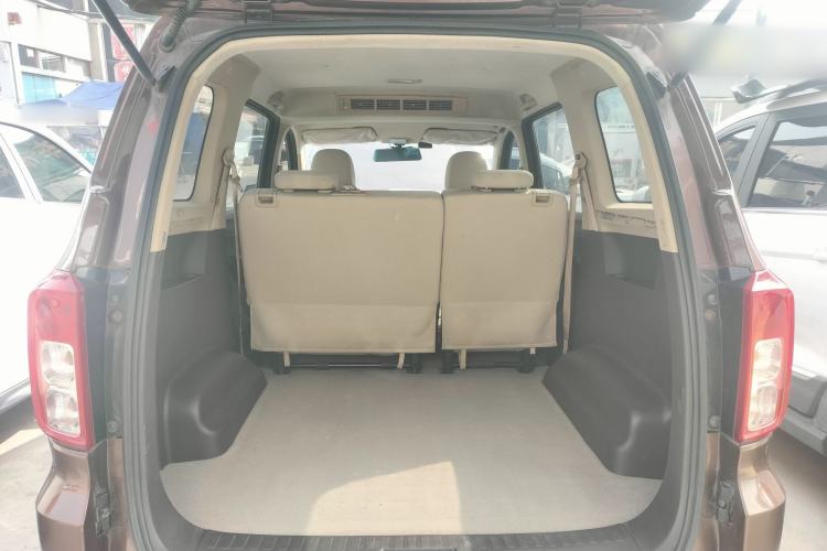 Used Wuling Hongguang 2019 1.5L S Standard Version China VI LAR
