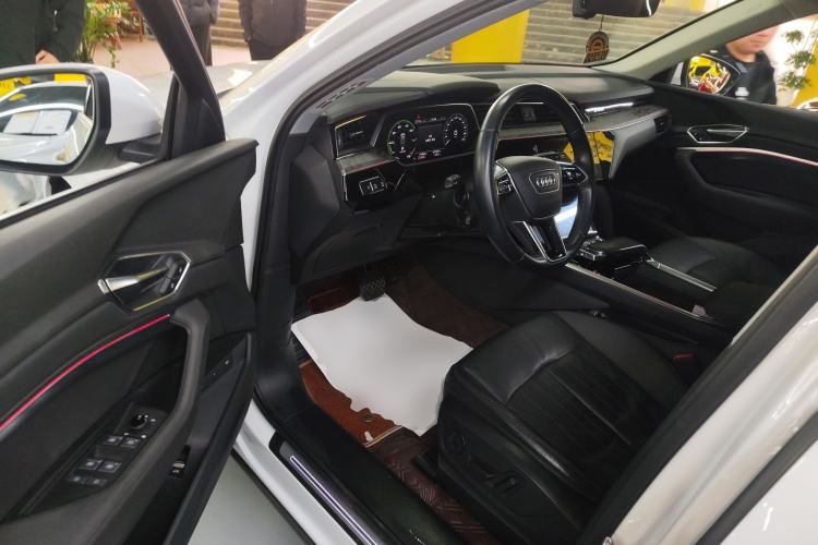 Used Audi e-tron 2019 55 quattro Fashion Edition
