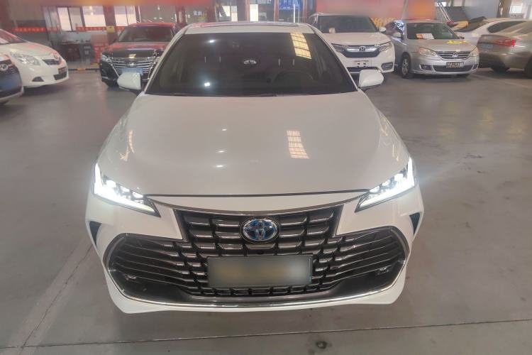 Used Toyota Avalon 2023 Dual-Engine 2.5L Luxury Edition
