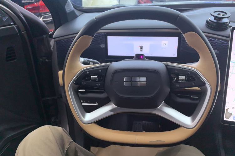 Used  L7 2023 1.5T 115 km Starship
