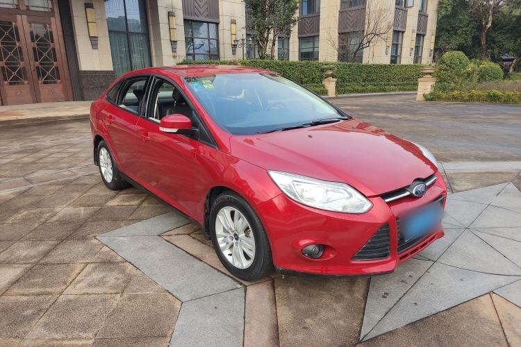 Used Ford Focus 2012 Sedan 1.6L Automatic Comfort Model
