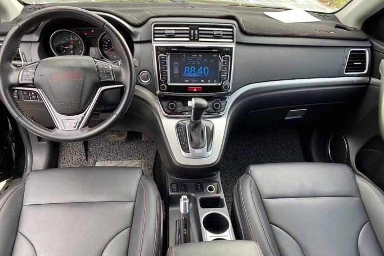 Used Haval H6 2015 Sport Edition 1.5T Automatic Two-Wheel Drive Luxury Model
