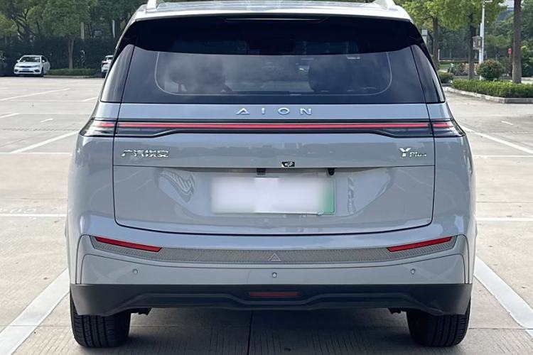 Used AION Y 2023 Younger
