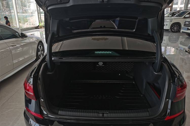 Used Volkswagen Passat 2021 330TSI Luxury Edition
