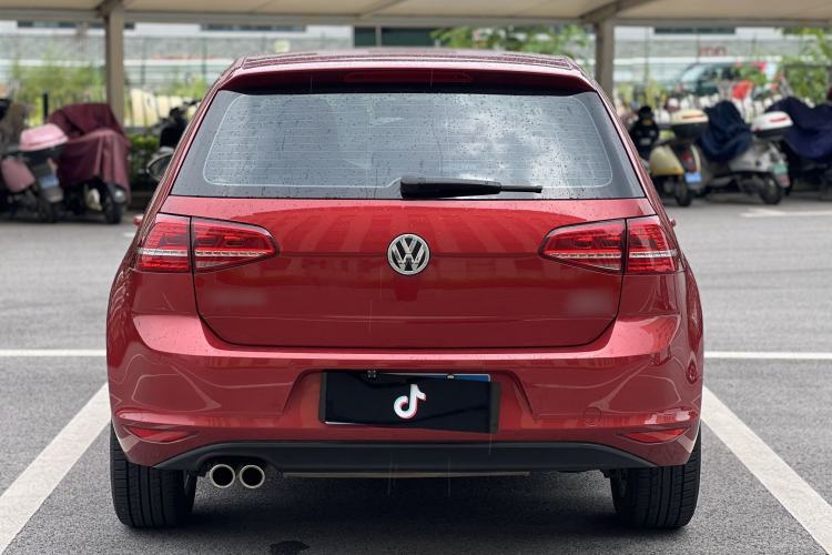 Used Volkswagen Golf 2016 230TSI Automatic Comfort Version
