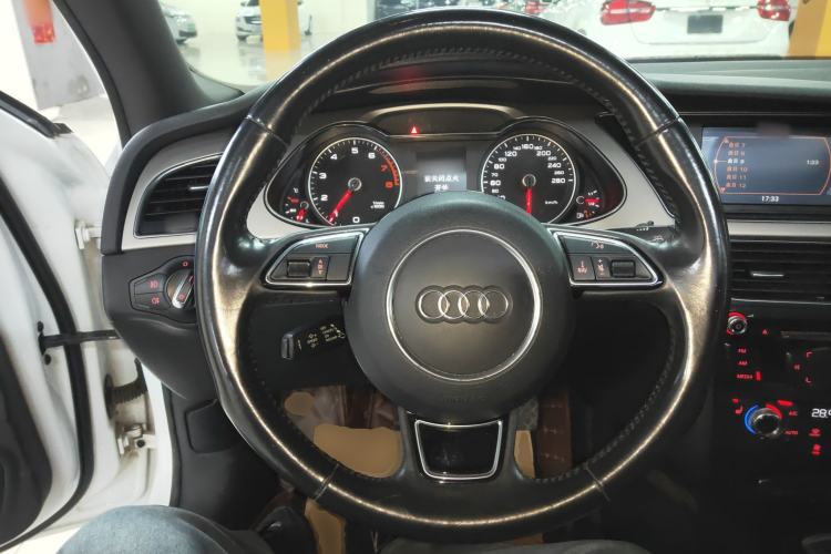 Used Audi A4L 2015 35 TFSI Automatic Comfort Model