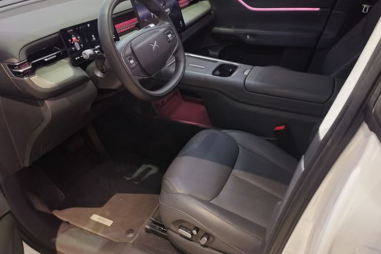 Used XPeng G6 2025 625 Long-Range Max Flagship Edition
