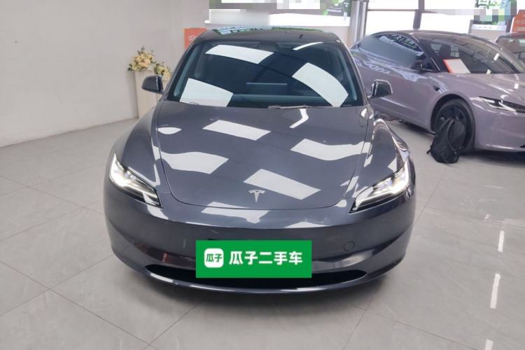 Used Tesla Model 3 2023 Rear-Wheel-Drive Version
