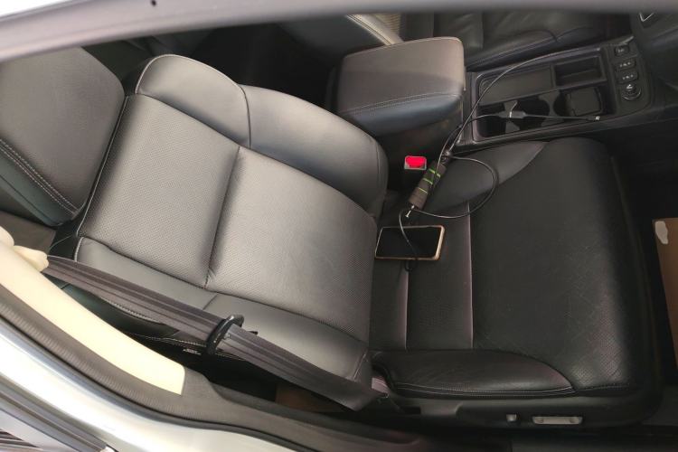 Used Honda CR-V 2015 2.4L two-wheel drive luxury version
