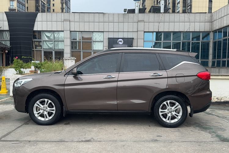 Used Haval M6 2017 1.5T Automatic Two-Wheel Drive Elite Model
