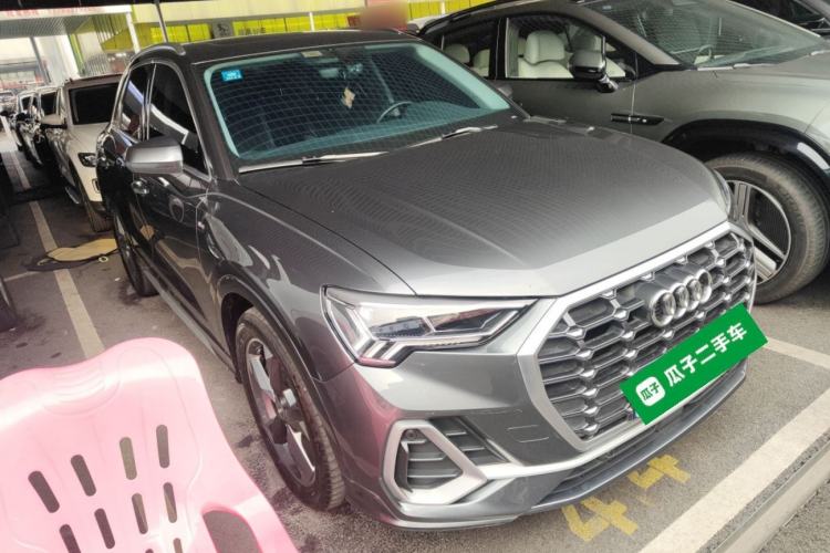 Used Audi Q3 2020 35 TFSI Fashion Dynamic Model
