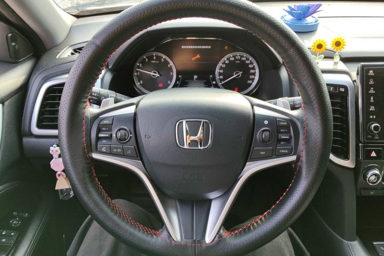 Used Honda UR-V 2017 240TURBO Two-Wheel Drive Luxury Edition China V
