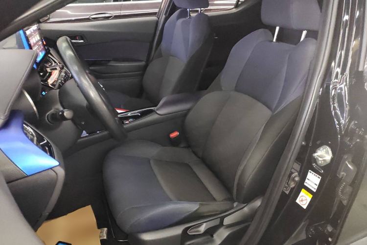 Used Toyota C-HR 2018 2.0L Leading Edition China VI
