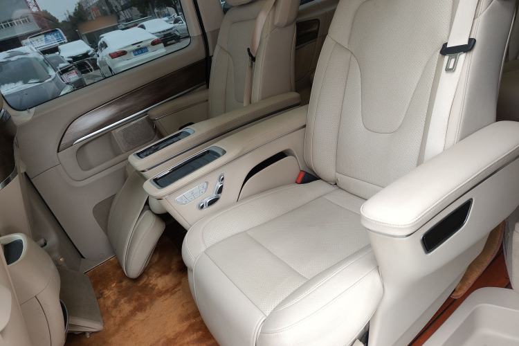 Used Mercedes-Benz V-Class 2020 V 260 L Long-wheelbase Luxury Edition
