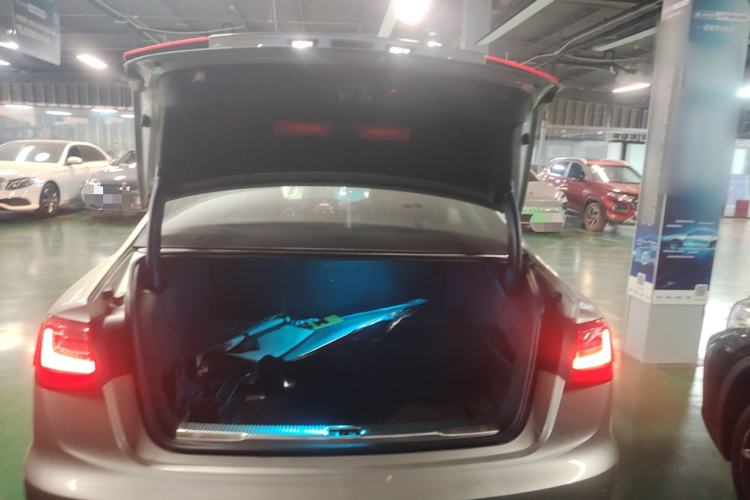 Used Audi A6L 2014 TFSI Comfort Model
