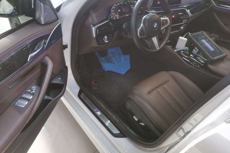 Used BMW 5 Series 2020 525Li M Sport Package
