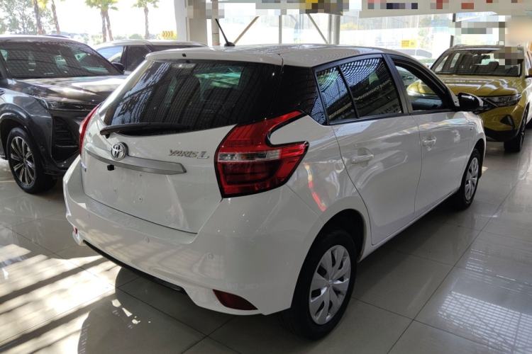 Used Toyota YARiS L 2021 1.5L CVT Leading Edition
