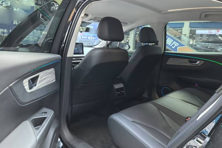 Used Hongqi E-QM5 2023 620km PLUS
