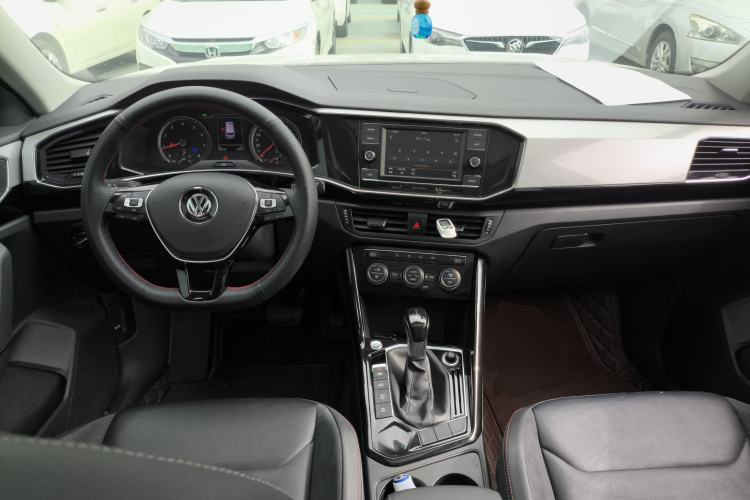 Used Volkswagen Tayron 2019 330TSI Two-Wheel Drive Luxury Model China VI Standard