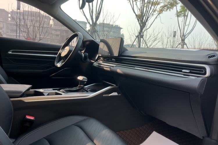 Used Geely Auto Emgrand 2022 4th Generation 1.5L CVT Luxury Model
