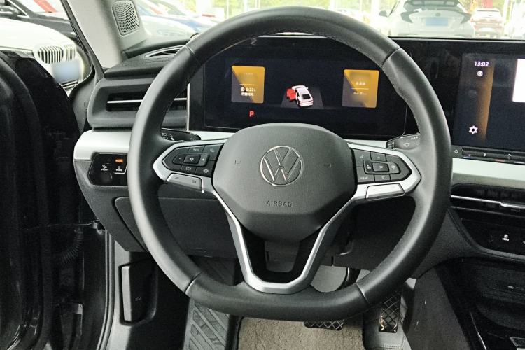 Used Volkswagen Lamando 2024 Lavida L 280TSI DSG Spicy Edition
