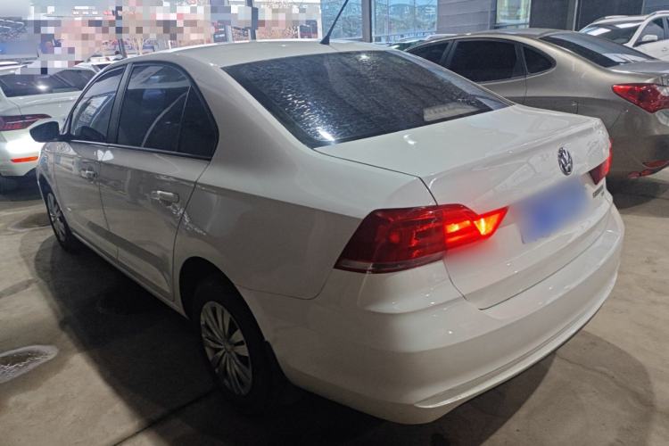 Used Volkswagen Santana 2016 1.6L Manual Fashion Edition