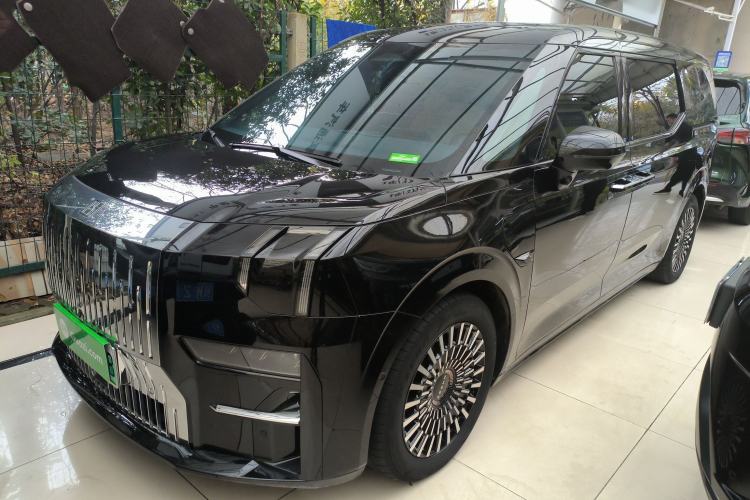 Used Zeekr 009 2022 WE Edition