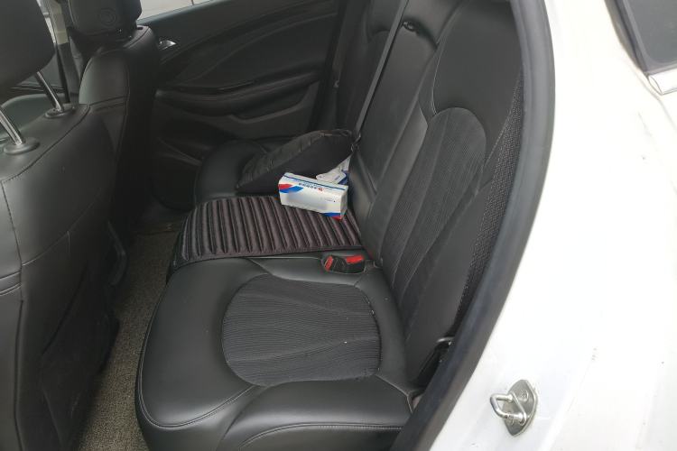 Used Buick Envision 2018 20T Two-Wheel-Drive Leading Model
