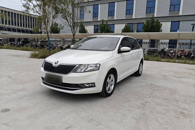 Used Skoda Rapid Spaceback 2018 1.6L Automatic Comfort Edition
