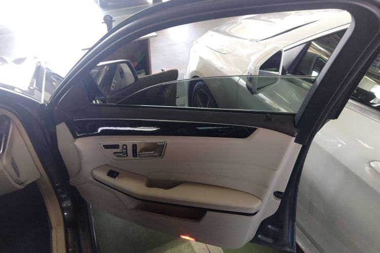 Used Mercedes-Benz E-Class 2014 Restyled E 260 L Sport Edition
