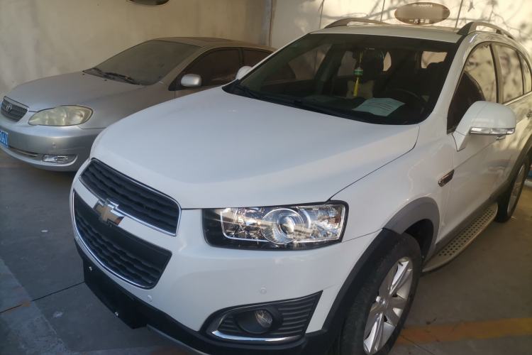 Used Chevrolet Captiva 2015 2.4L 4x4 Flagship Edition 7-Seater