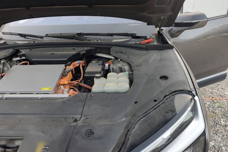 Used Nio ES8 2020 415 km Range 7-Seater Version
