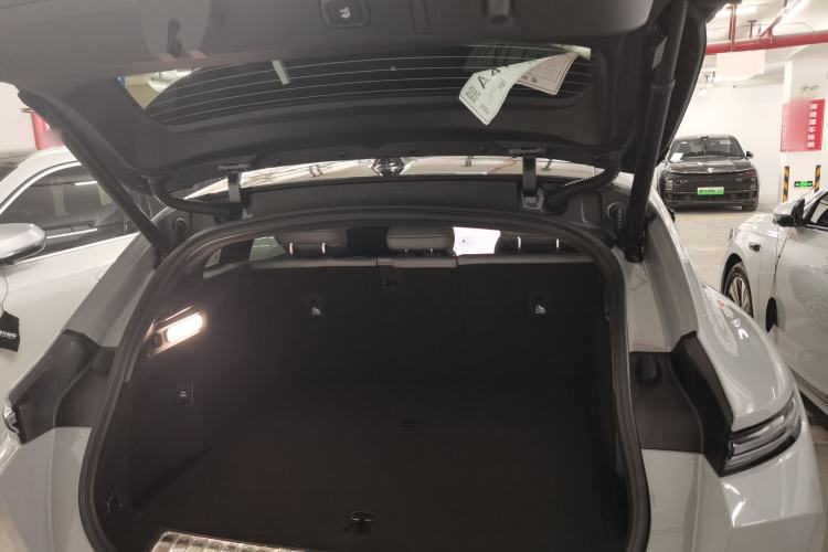 Used Nio ET5T 2025 75 kWh Touring
