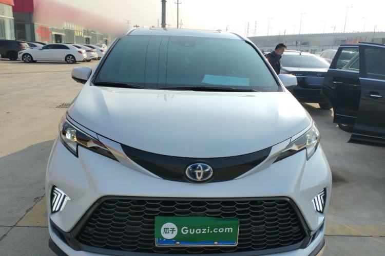 Used Toyota Granvia 2023 2.5L Hybrid Prestige PLUS Edition