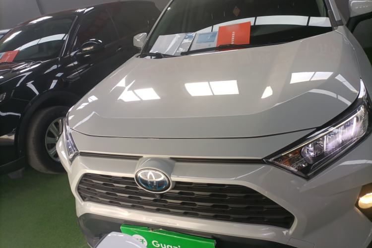 Used Toyota RAV4 2020 Dual-Engine 2.5L E-CVT Two-Wheel Drive Elite Edition