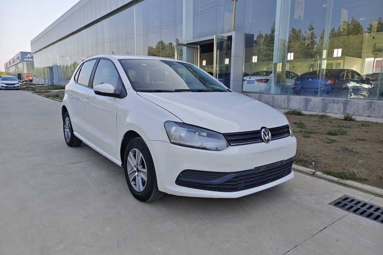 Used Volkswagen Polo 2014 1.4L Manual Fashion Edition
