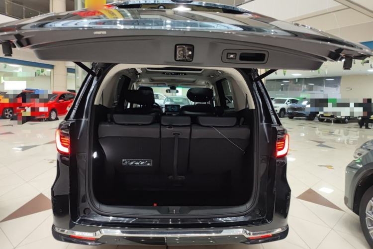 Used Honda Elysion 2022 2.0L eHEV Luxury First Edition
