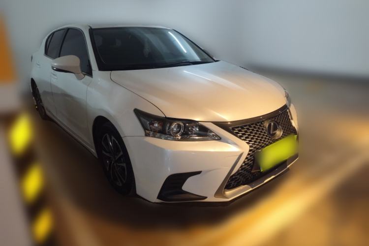 Used Lexus CT 2017 CT200h Elite Edition Two-Tone China V Standard