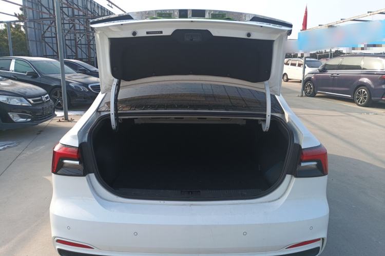 Used Roewe i6 MAX New Energy 2022 EV 500 Grand Touring Edition with Sunroof