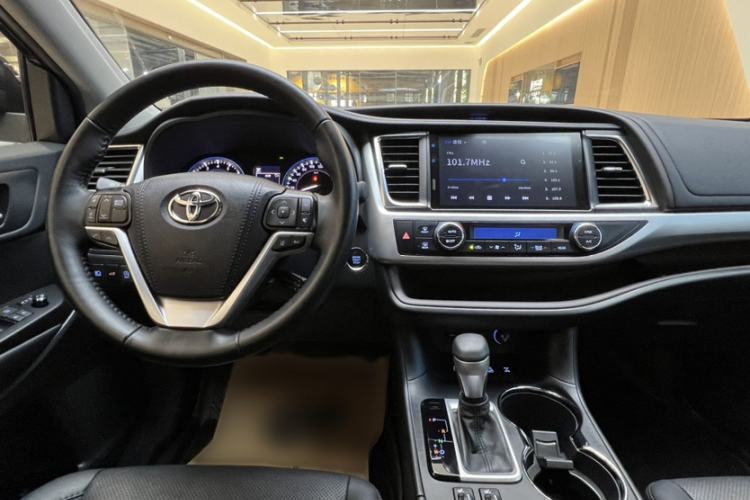 Used Toyota Highlander 2021 2.0T Four-Wheel Drive Luxury Edition 7 Seats