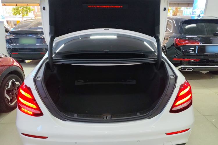 Used Mercedes-Benz E-Class 2020 Facelift E 260 Sport Edition
