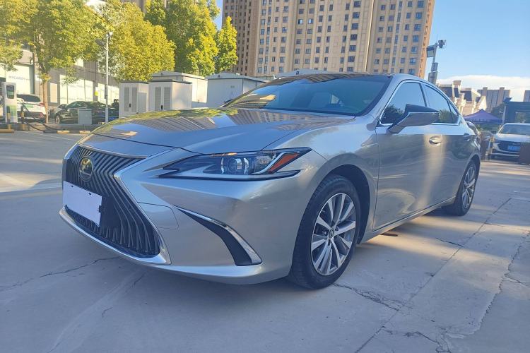 Used Lexus ES 2020 200 Luxury Edition
