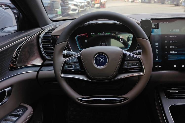 Used BYD Han 2020 EV Four-Wheel Drive High-Performance Flagship Model
