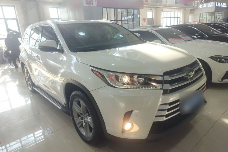 Used Toyota Highlander 2018 2.0T Four-Wheel Drive Luxury Edition 7 Seats China V Emission Standard

